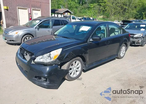 2010 Subaru Legacy 2.5I Premium из США, поврежденный, VIN 4S3BMBC68A3216476